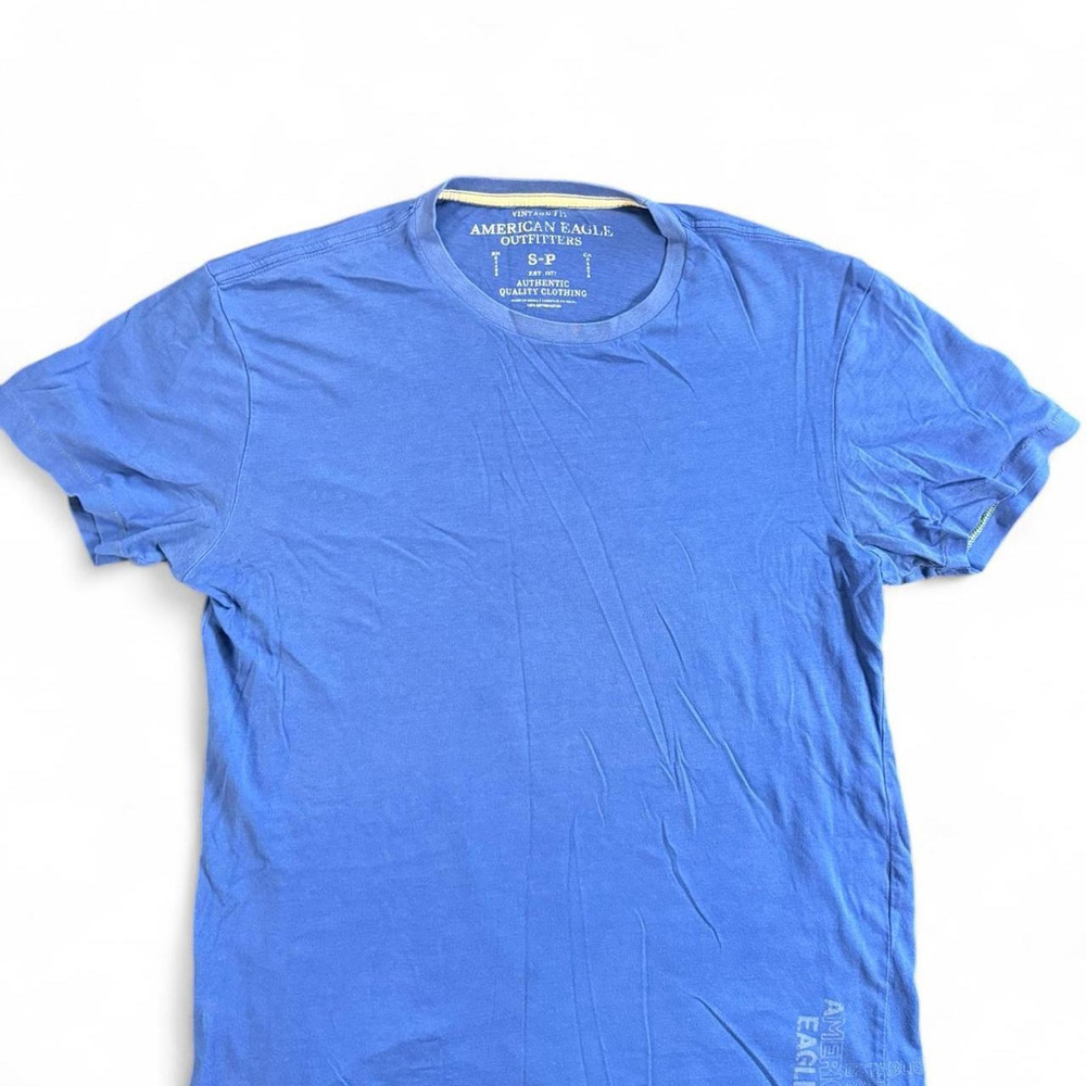 Blue American Eagle Outfitters cotton t-shirt size small vintage fit